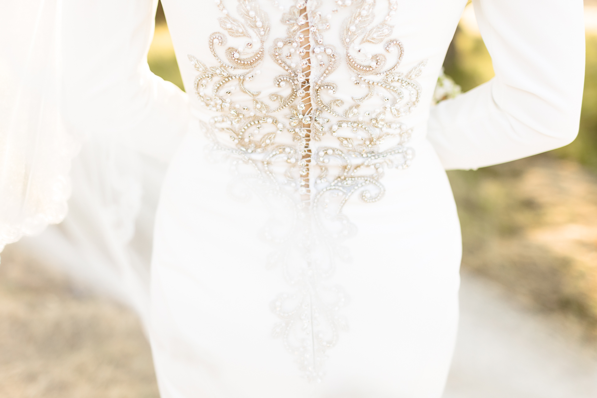 Gesinee's bridal wedding gown details