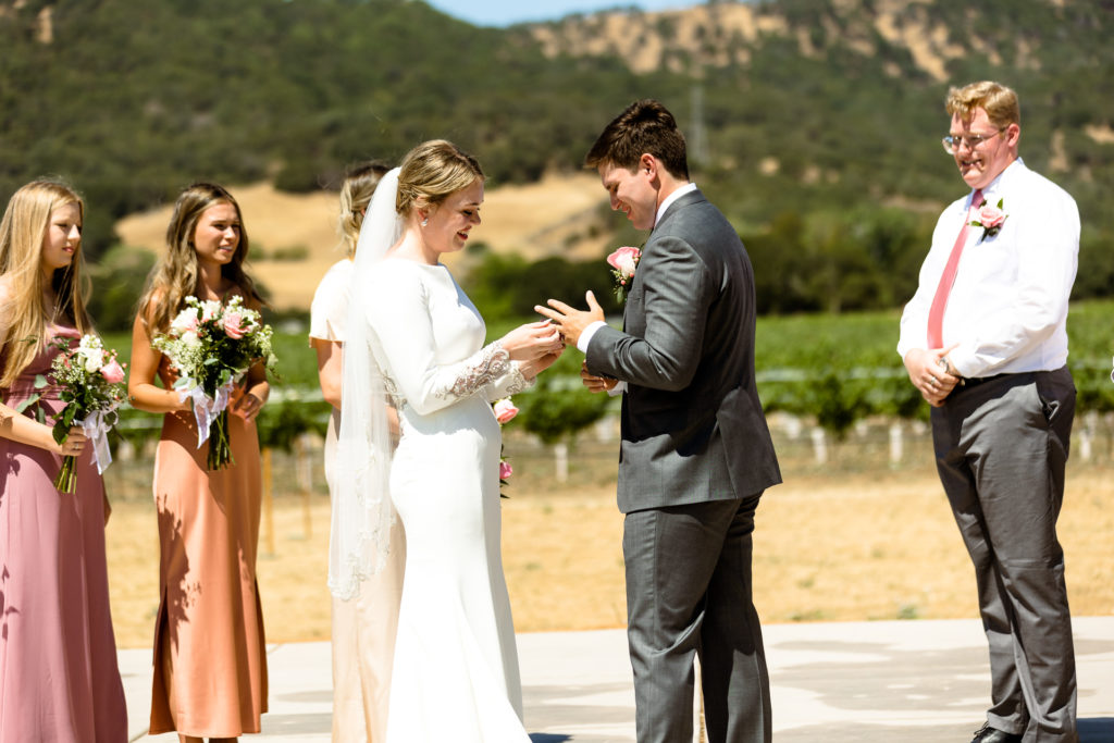 BackRoad Vines wedding - exchanging rings