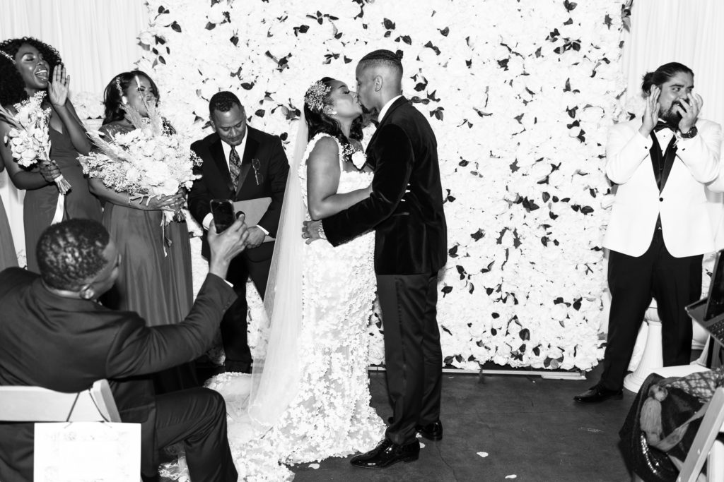 madera kitchen wedding ceremony photos, first kiss